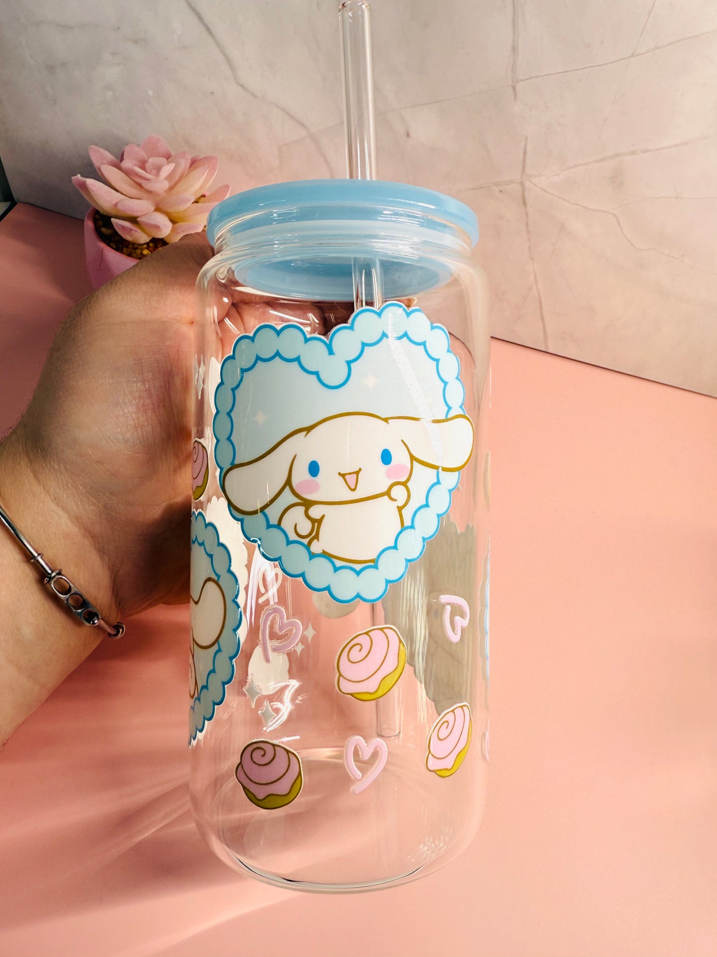Cinnamon Roll glasscup